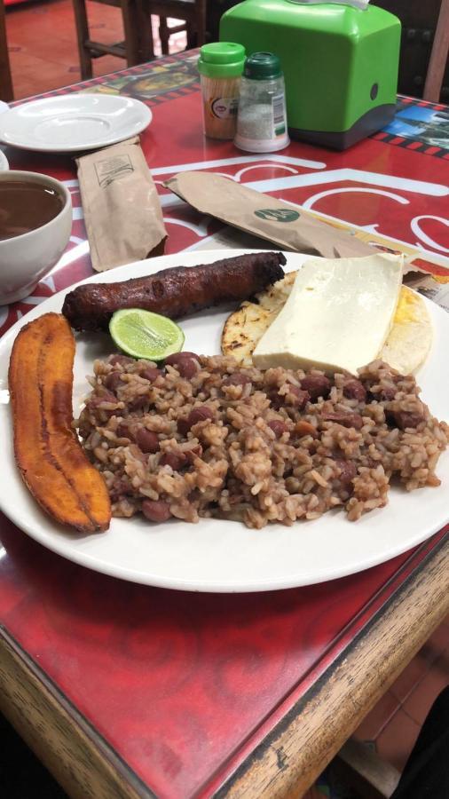 Hotel Cambulos Manizales Εξωτερικό φωτογραφία